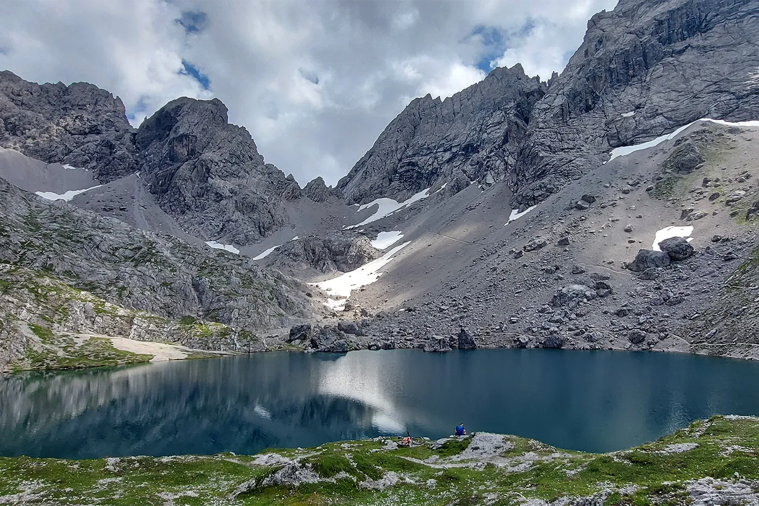 camping-lindlerhof_wandern-karlsbaderhuette1